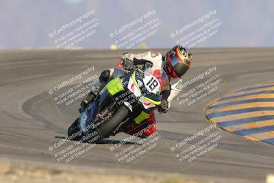 media/Oct-07-2023-CVMA (Sat) [[f84d08e330]]/Race 13 500 Supersport-350 Supersport/